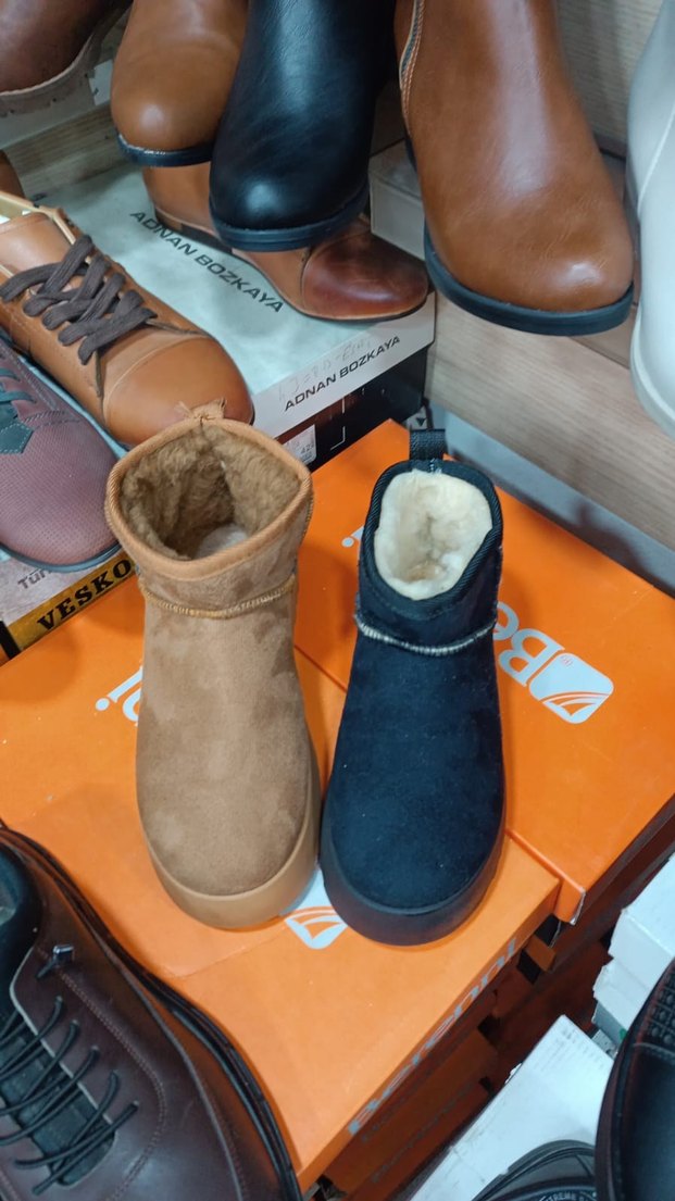 Kahverengi Süet Kürklü Kadın Dolgu Topuk Bot - Görsel 2