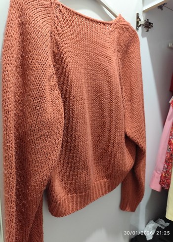 V Yaka Bohem Tarz Kadın Örgü Kazak - Görsel 4