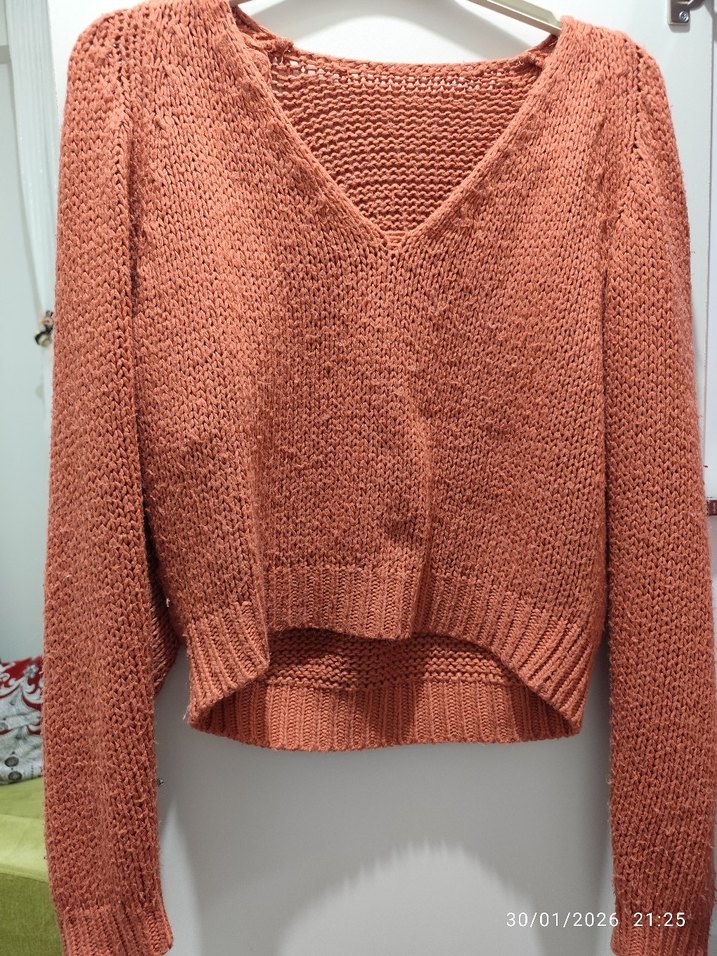 V Yaka Bohem Tarz Kadın Örgü Kazak - Görsel 2