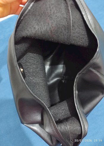 Siyah Deri Kadın Çanta Tokalı - Görsel 3