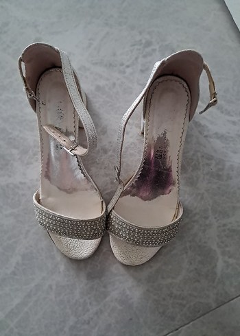 kremParlak Dolgu Topuklu çocuk Abiye Ayakkabı - Görsel 3