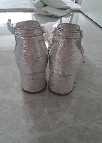 kremParlak Dolgu Topuklu çocuk Abiye Ayakkabı - Görsel 5