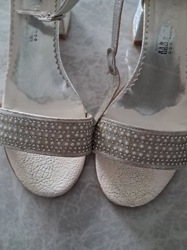 kremParlak Dolgu Topuklu çocuk Abiye Ayakkabı - Görsel 4