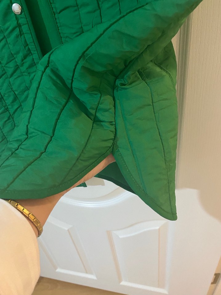 Düğmeli Uzun Yeşil Kadın Yelek - Görsel 3