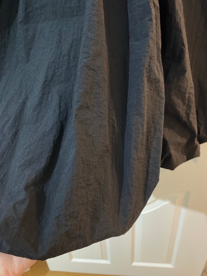 Drapeli Siyah Balon Etek - Görsel 2