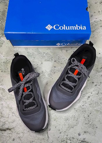 Columbia FACET 15 Gri Spor Ayakkabı - Görsel 2