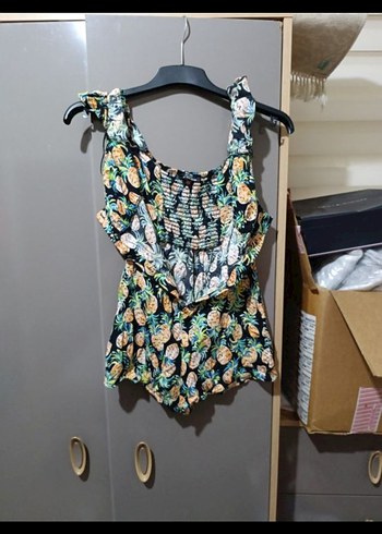 Bershka Çiçek Desenli Kolsuz Mini Tulum - Görsel 2