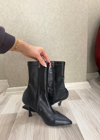 Siyah Deri Stiletto Topuklu Kadın Bot - Görsel 2