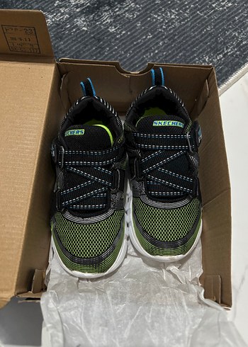 SKECHERS IŞIKLI ERKEK ÇOCUK AYAKKABI
