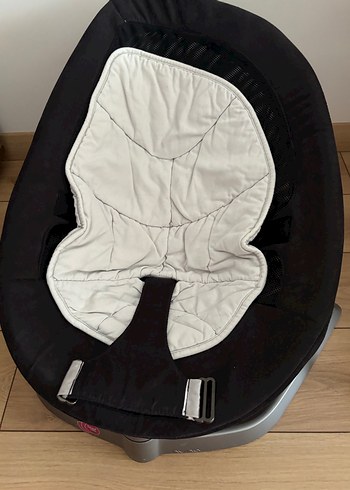  Beden siyah Renk YENİ GİBİ NUNA LEAF ANA KUCAĞI