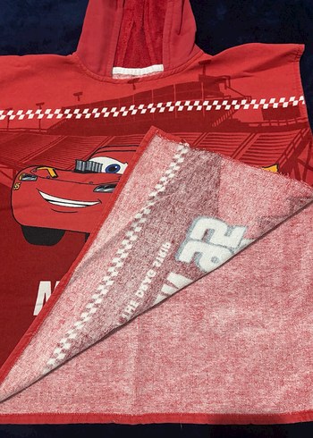 ŞİMŞEK MCQUEEN ÇOCUK PANÇO HAVLU - Görsel 4