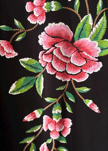 NAKIŞ İŞLEMELİ 2 ADET HAMİLE ELBİSESİ - Görsel 3