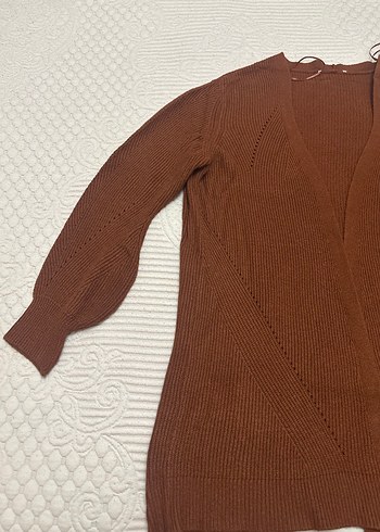 KOL DETAYLI TABA TRİKO HIRKA - Görsel 2