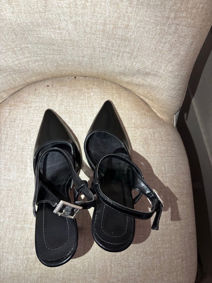 Siyah Tokalı Stiletto Topuklu Kadın Ayakkabı - Görsel 3