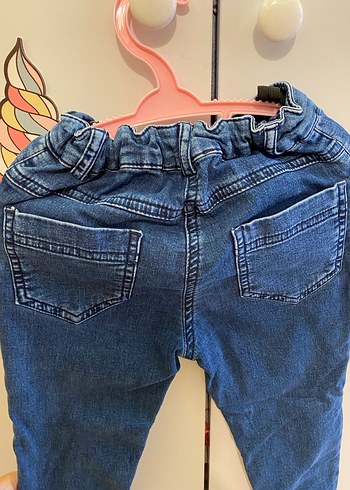 4 Yaş Beden mavi Renk Taşlı düğmeli Fırfırlı Kız Kot Pantolon