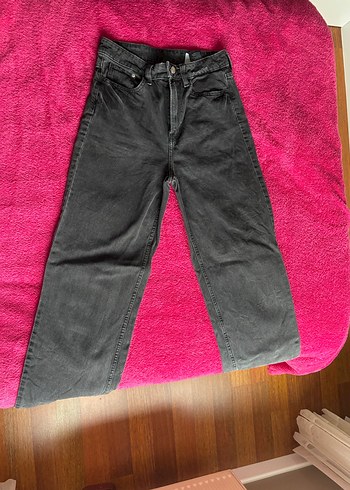 H&M Siyah Boru Paça Kadın Kot Pantolon