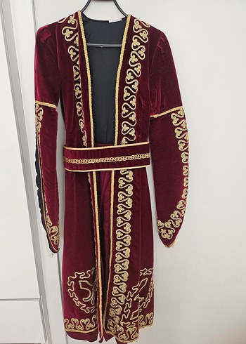 Bordo Nakışlı Uzun Kollu Kemerli Kadın Bindallı