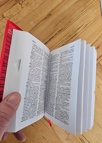 Redhouse İngilizce-Türkçe Küçük El Sözlüğü - Görsel 3