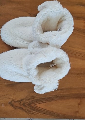 Beyaz Nakışlı Kız Çocuk Sıcak Ev Terliği - Görsel 4