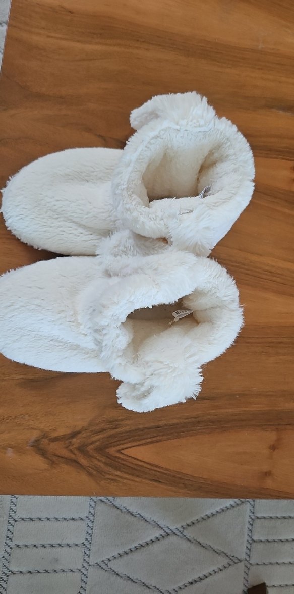 Beyaz Nakışlı Kız Çocuk Sıcak Ev Terliği - Görsel 4