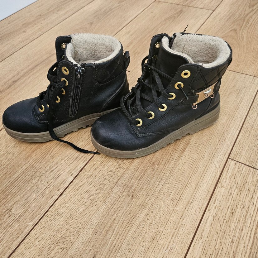 Kız Çocuk Siyah Yılan Desenli Tokalı Bot - Görsel 2