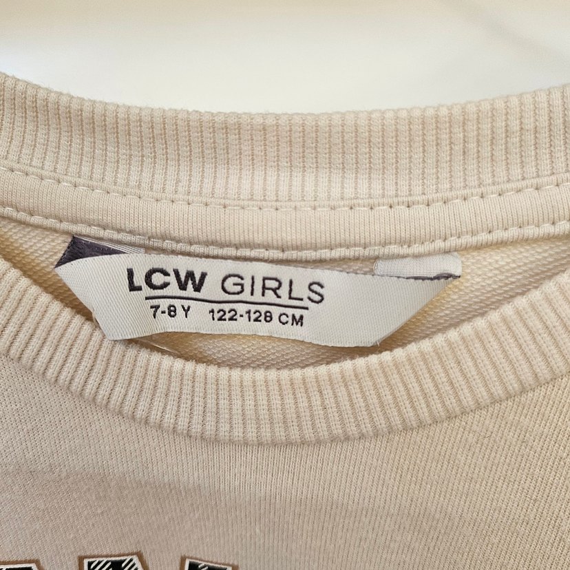 Kız Çocuk Bej Sweatshirt ve Ekose Etek - Görsel 5