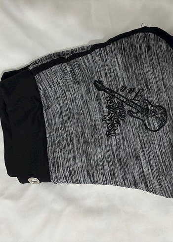 Düğmeli Gri mini şort hiç kullanılmadı - Görsel 2