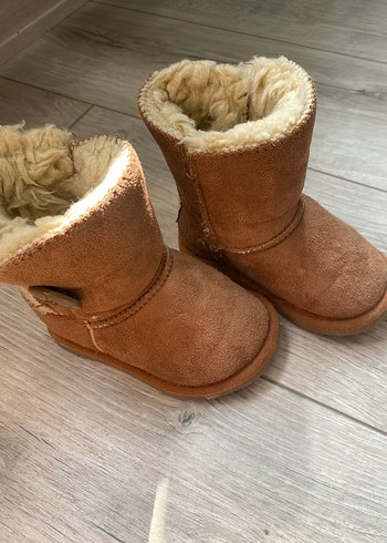 Kız Çocuk Kahverengi Süet Kürklü Bot