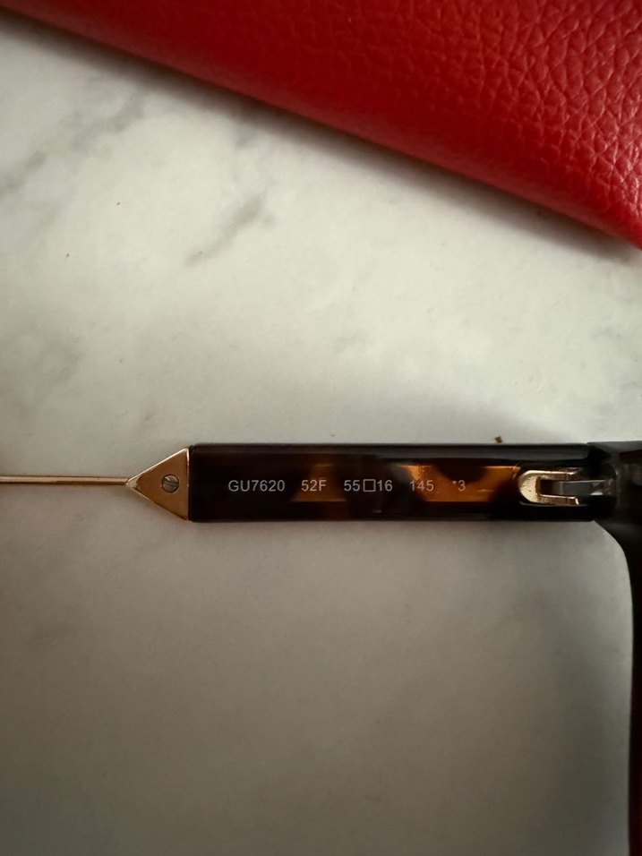 Guess Kadın Klasik Kırmızı Gözlük - Görsel 4