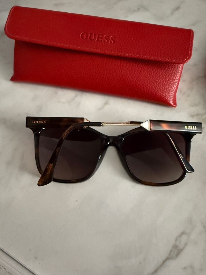 Guess Kadın Klasik Kırmızı Gözlük - Görsel 3