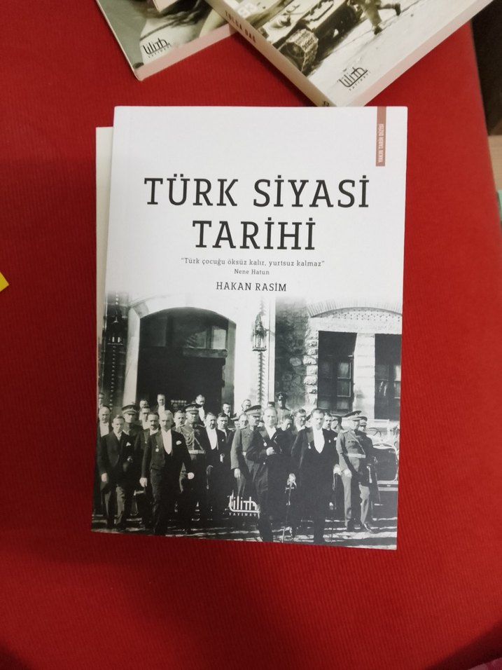 Tarih ve Savaş Temalı 5 Kitap Seti - Görsel 5