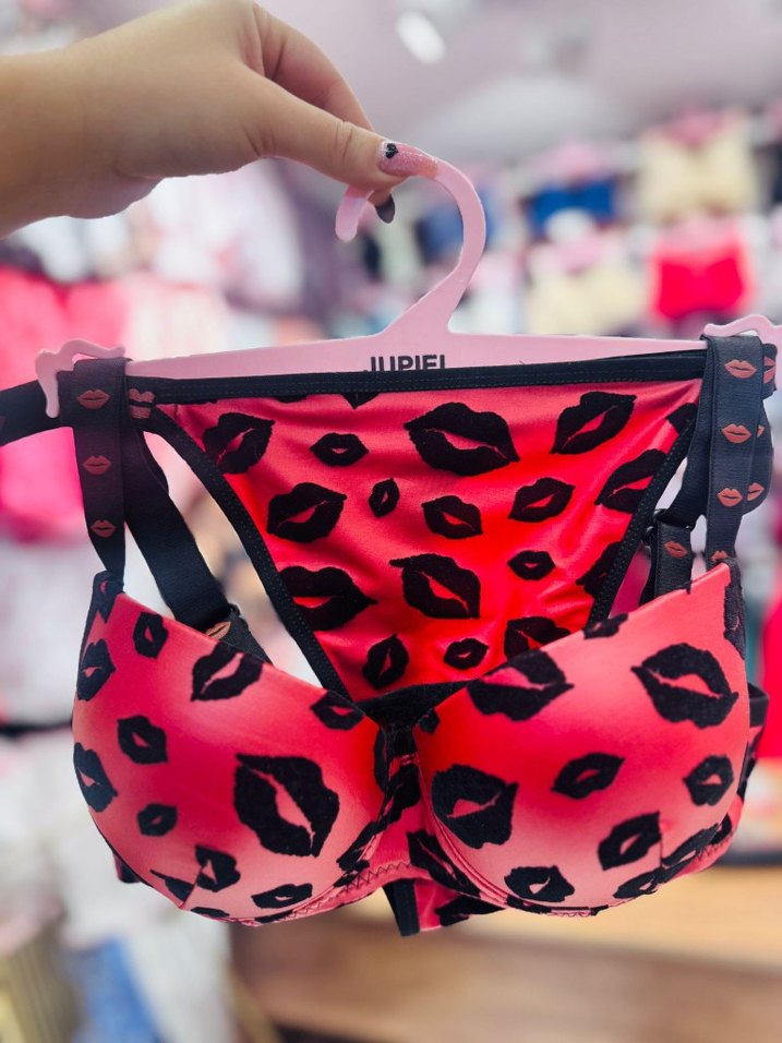 Kırmızı Deri detaylı Sütyen Külot Takım - Görsel 2