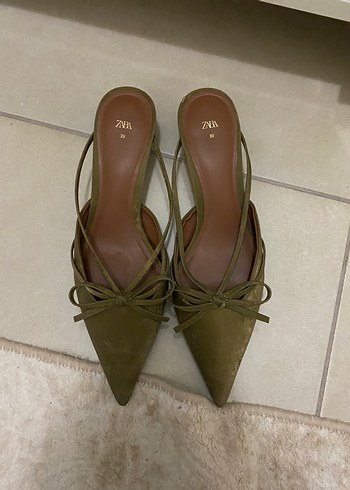 Kadın Haki Süet Stiletto Fiyonklu Ayakkabı