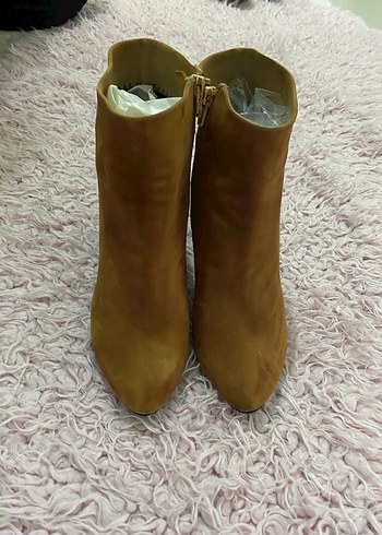 Bej Süet Stiletto Topuklu Kadın Bot