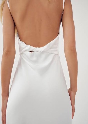 Zara Zara Beyaz Saten Midi Elbise V Yaka Drapeli