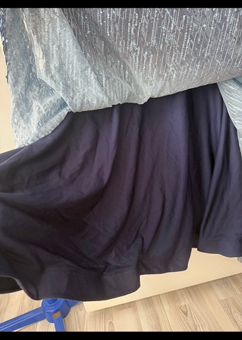 Uzun Lacivert Straplez Volanlı Bohem Pullu abiye - Görsel 8