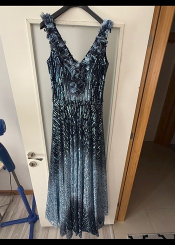 Uzun Lacivert Straplez Volanlı Bohem Pullu abiye - Görsel 2