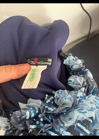 Uzun Lacivert Straplez Volanlı Bohem Pullu abiye - Görsel 7