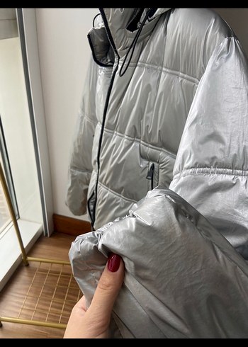 Kadın Gri Metalik Midi Mont, Fermuarlı, Yüksek Yaka - Görsel 6