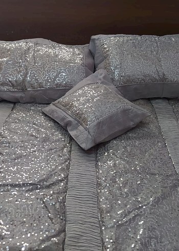 Gri Yatak Örtüsü - Görsel 6