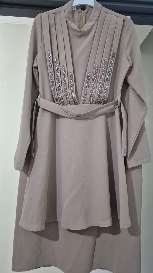 Taş Detaylı Bej Uzun Tunik Etek Takımı - Görsel 3