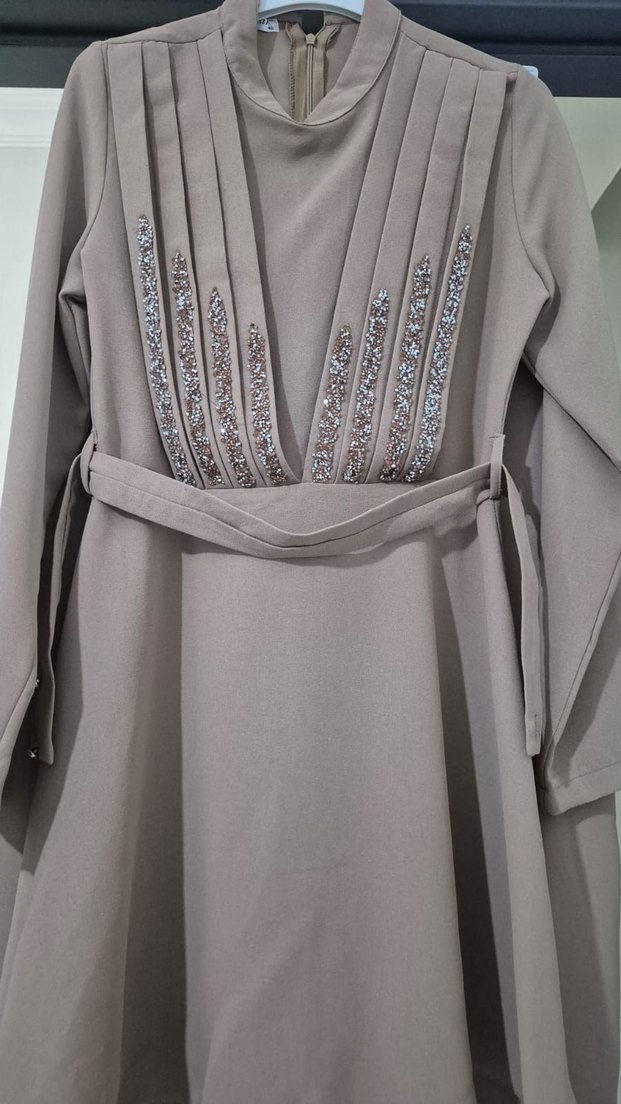 Taş Detaylı Bej Uzun Tunik Etek Takımı - Görsel 2