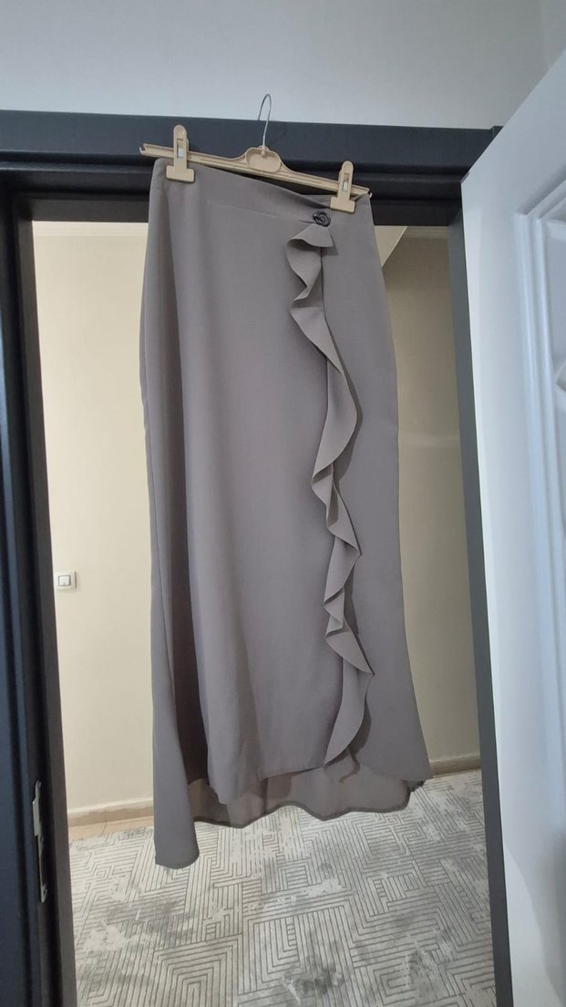 Bej Kadın Uzun Volanlı Etek - Görsel 2