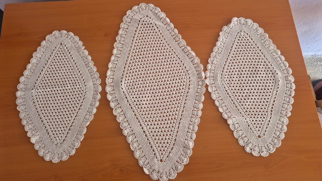 El Yapımı Örgü Konsol Örtüsü - Görsel 3