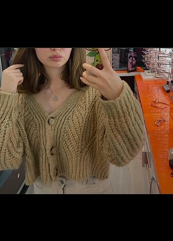 Crop hırka 