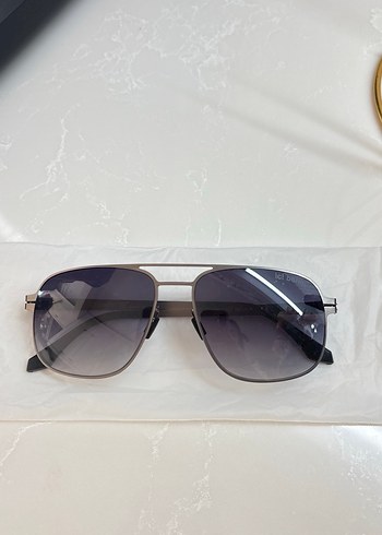 Şeffaf Gri Kadın Güneş Gözlüğü - Görsel 2