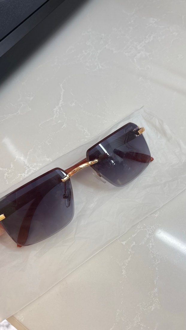 Klasik Şıklıkta Şeffaf Kahverengi Kadın Gözlüğü - Görsel 2