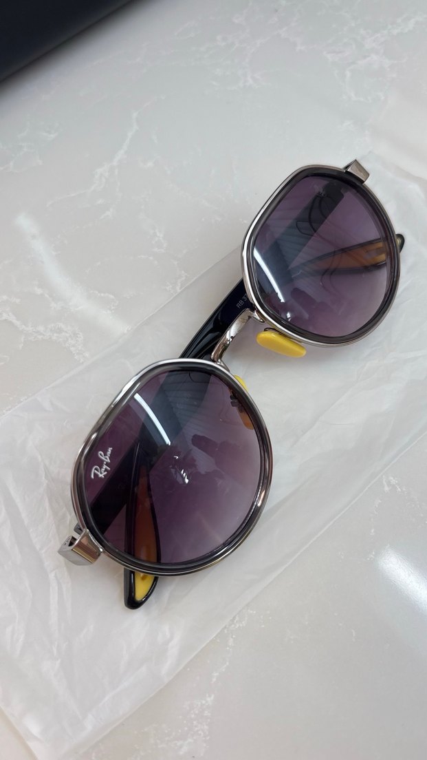 Gri Tokalı Mor Camlı Kadın Gözlüğü - Görsel 2