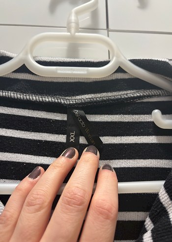 Çizgili Siyah Kadın Sweatshirt - Görsel 2