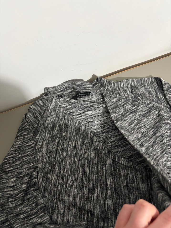 Gri Kadın Yüksek Yakalı Örme Sweatshirt Crop - Görsel 2